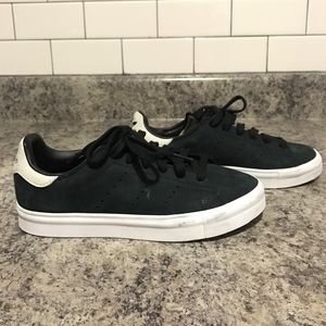 Adidas Black Suede Stan Smiths Women’s (BRAND NEW)